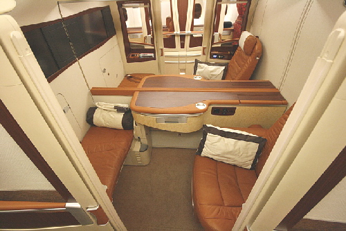 Singapore Airlines A 380 - Suites Singapore Airlines A 380 - Suites